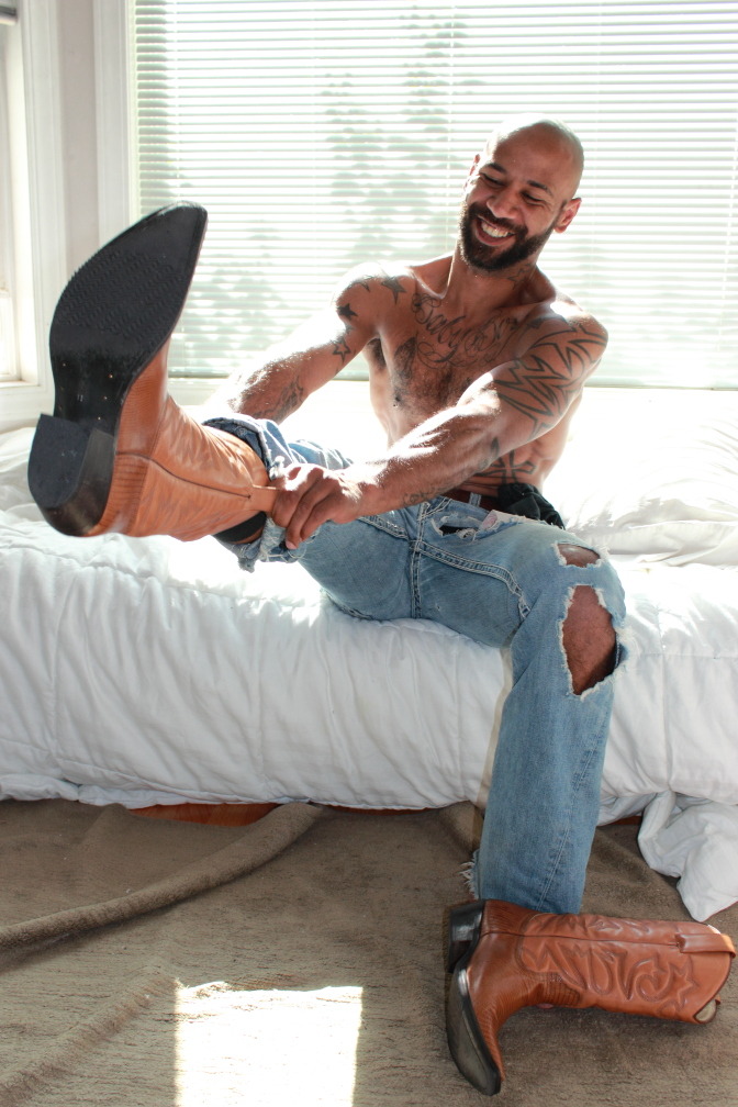 hairymenofcolor:  Kory Mitchell, formerly known as Kory Kong (Part 1) Want more