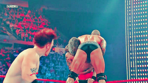 rwfan11:  Sheamus checking out Orton’s booty! …I don’t blame him! :-)
