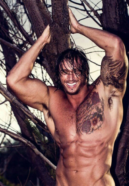 hairynmuscleman:  Hairy’n’Muscle Manthe hottest menhttp://hairynmuscleman.tumblr.com/