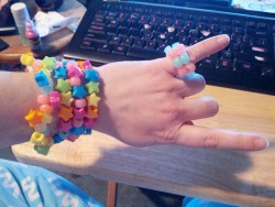 Making Kandi for the rave at Zenkaikon!