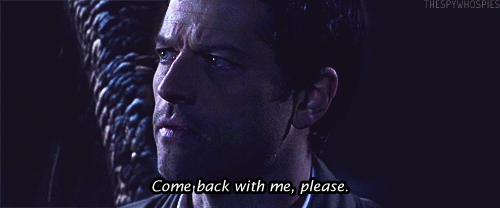 thespywhospies:  Impressive wings Cas, even if they're stolen.   Season 10 Wishlist Cas catches up to Dean who was on the run and they see each other’s ‘trueforms’ for the first time.  