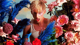 backseatpocket:‘cause it’s true, baby / i’ve been saving this for you, baby ♪