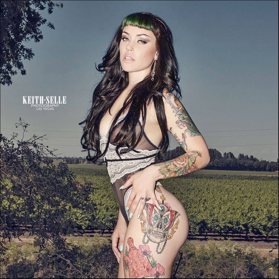 72tattoo:  Amanda Nicole