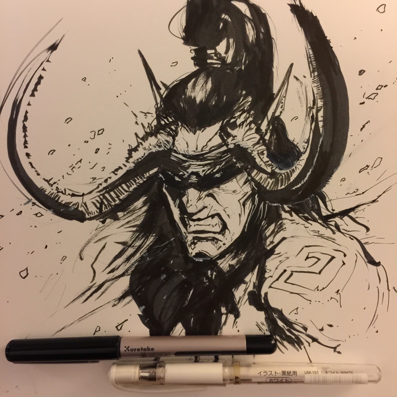 kuciara:  I haven’t held pens for a while.. Illidan Stormrage