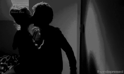 gosexypics:  Why and How Couples Kiss.. (9 Photos) 