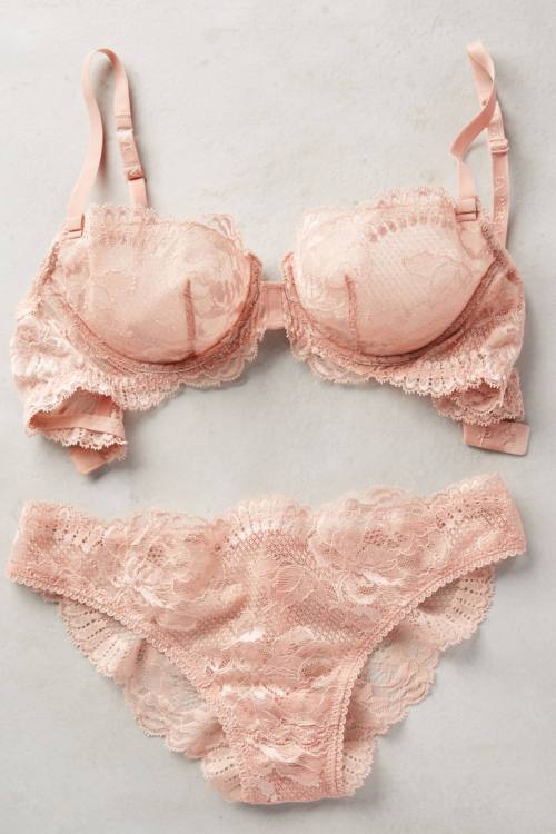 Sex thelingerieaddict:  La Perla Begonia Underwire pictures