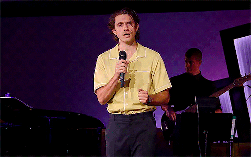 Show Preview: Aaron Tveit Live!