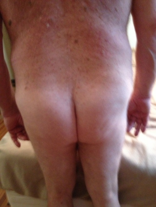 sphincterfeeder2:  SPHINCTER2 PRESENTS HOT ASS SATURDAY!!As you all know I am an expert when it comes to older men’s asses. I like them plump and juicy or old and wrinkled, hairy, smooth - it doesn’t matter. Yes it was made for pooping, but it was