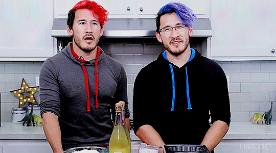 markired:  okay hear me out…. a twiniplier baking show