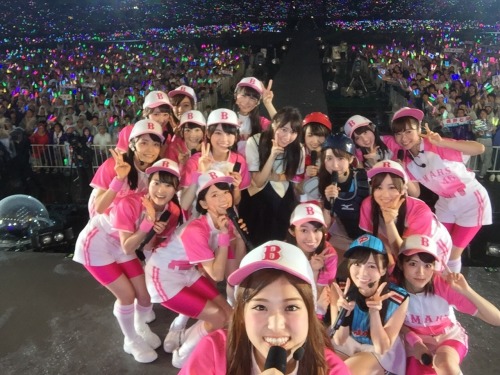 松村沙友理  白石麻衣  若月佑美 伊藤万理華  橋本奈々未  桜井玲香  星野みなみ  深川麻衣  生駒里奈  生田絵梨花  西野七瀬  高山一実  衛藤美彩  齋藤飛鳥  斉藤優里  井
