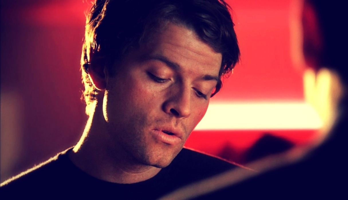 artistcastiel:  Misha Collins in CSI: Crime Scene Investigation 