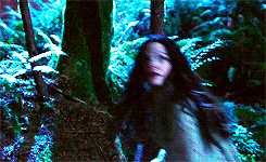 mitchellfowler:  make me choose: onceuponahookedswan asked: mary margaret or snow