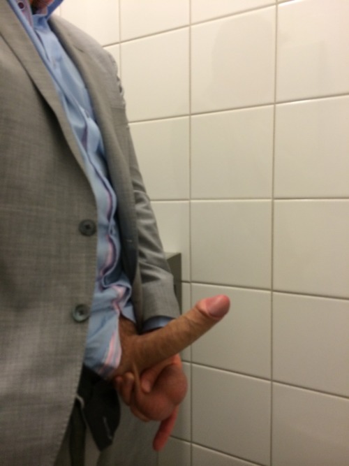 hungnordic:  Airports can be boring…  porn pictures