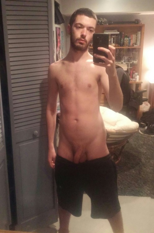 ...AND YET ANOTHER UNNECESSARY GAY NUDITY BLOG