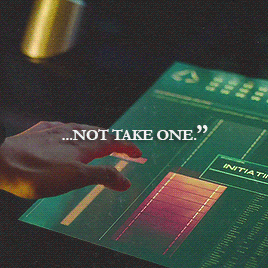 thornsanddaisies:“There are two kinds of people who can take down a wall like that: those that