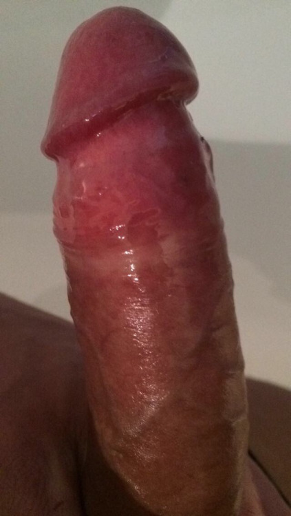 thewhiteliquidproject: Alleged nude pics of model River Viiperi 
