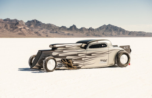 Bonneville photography by Will Graham. (via Bonneville Photography – Fubiz™)