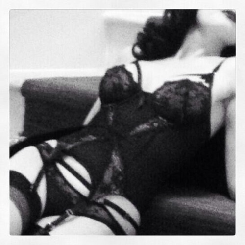 whyletty:  Dita Von Teese <3 