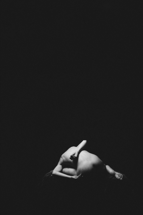 godlesskeira grant / the past imperfect