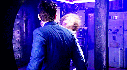 pondroyalty: Like father like daughter [3/?]: Punching the Doctor.