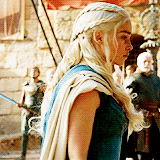 queenaryanne-blog:  Daenerys Targaryen season 3  