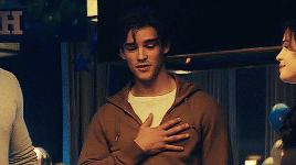 thickdickgrayson: brenton thwaites as dick grayson in titans 2.04
