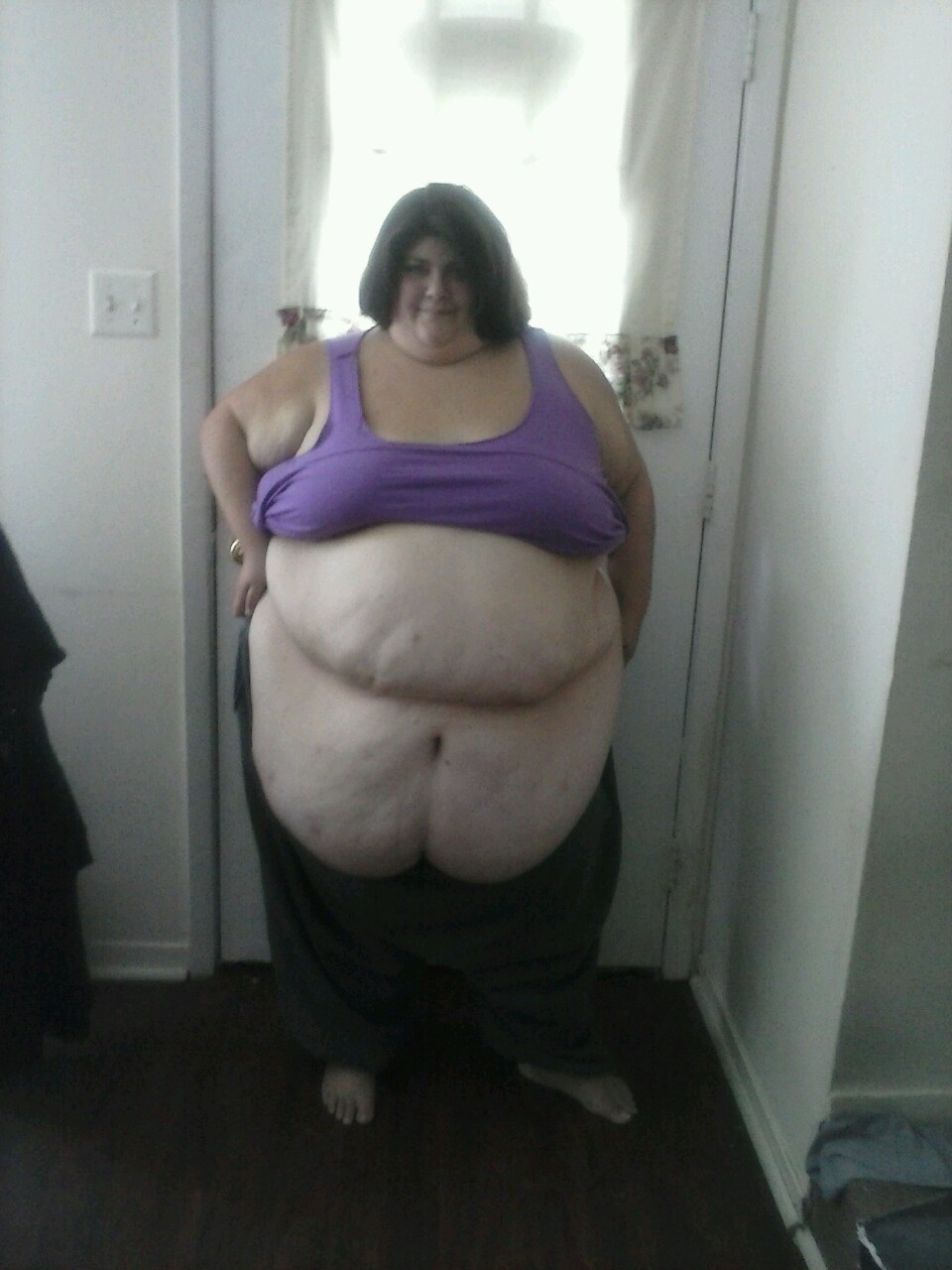 bigbellyg:  bbwwriter4u:  Confidence is KEY!!  ADD MY SISTER!! she is 441 lbs and