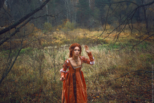 Giulia FarnesePhoto - Yulia GlazkovaModel, costume - Lina GrozaMUA - Ekaterina AlonzovaHair - Natali