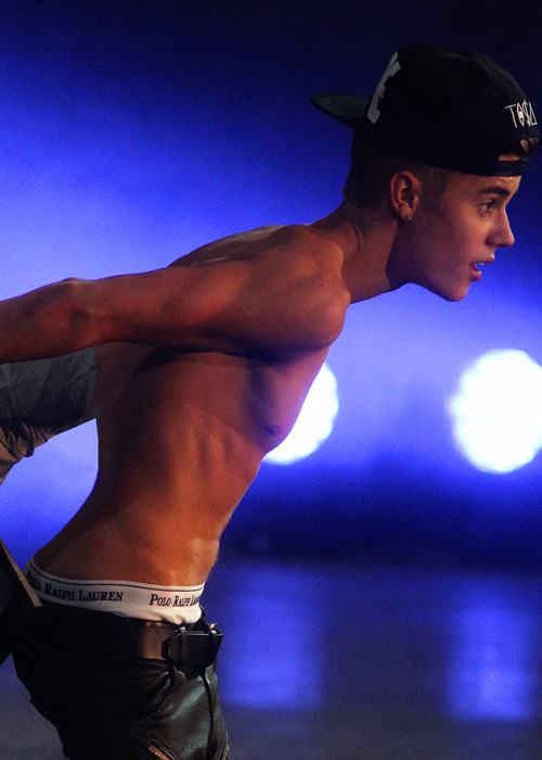 homofiction:  Justin Bieber 