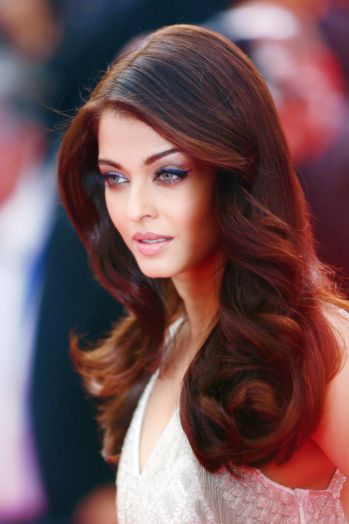 tylerpowsey-deactivated20160611:  Aishwarya Rai Bachchan at the Premiere of ‘The Search’ at the 67th
