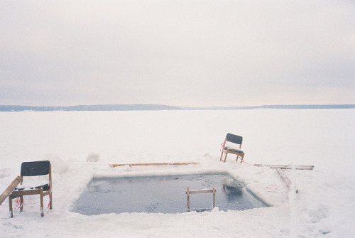 fatalwetdream:  lake near Moscow by trepetnosinee on Flickr.