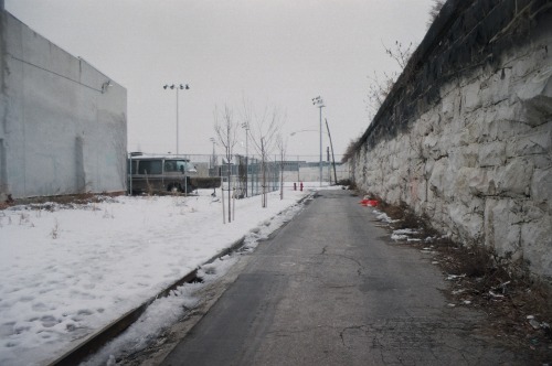 dressingcold:  dressingcold:  Philadelphia, PA 2/9/14 photos by Danielle Parsons   I feel the way these photos look. 