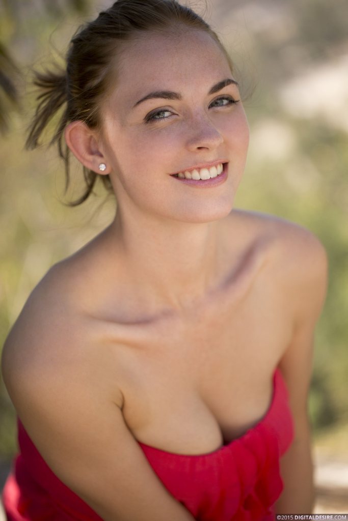 non-nude-alt-models-blog:  Bailey Rayne