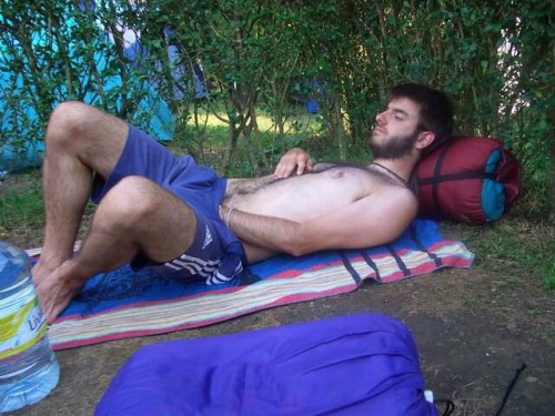tradiesandchavs:  Some hot chav guys!!!