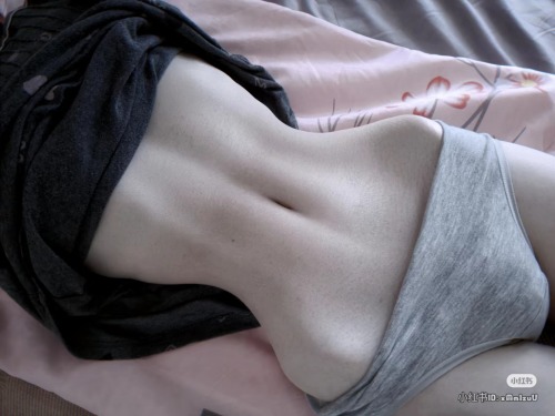 She's 165cm | 45kg | BMI 16.5