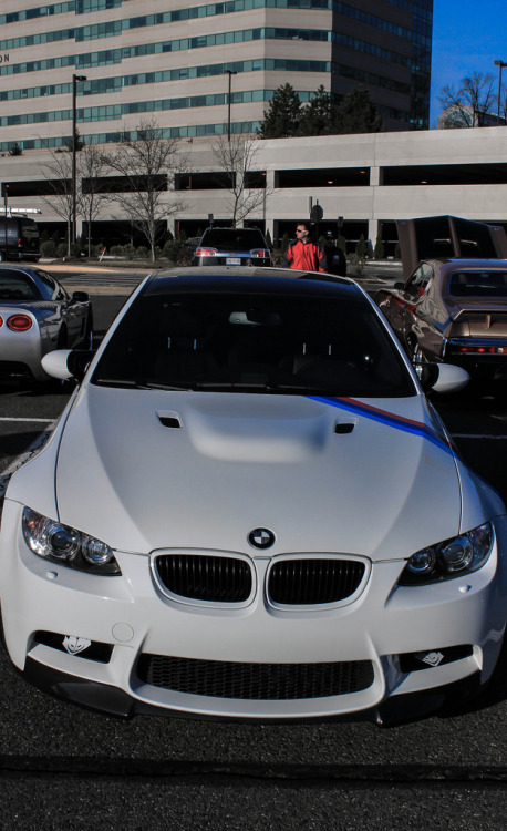 bmwstanced:  lestoyka:  crash—test:  E92 (by Issac Zelaya)   shit