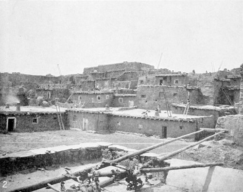 Zuñi Pueblo (New Mexico, 1905).