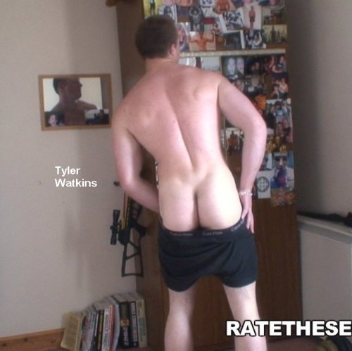 ratetheseguys:  Tyler Watkins, 18 year old boy bodybuilder. He must really want his fit body seen by as many people as possible but is a bit nervous to begin with. Why else would he be secretly submitting videos of him stripping nude, to ratetheseguys.com