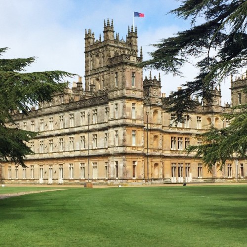 Spending some time with my neighbours at Highclere Castle aka Downton Abbey. #Highclere #highclereca