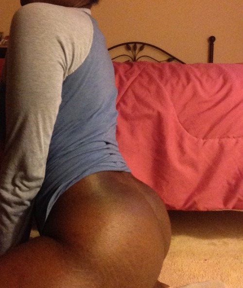 liquoricebiatch:  🌑full moon