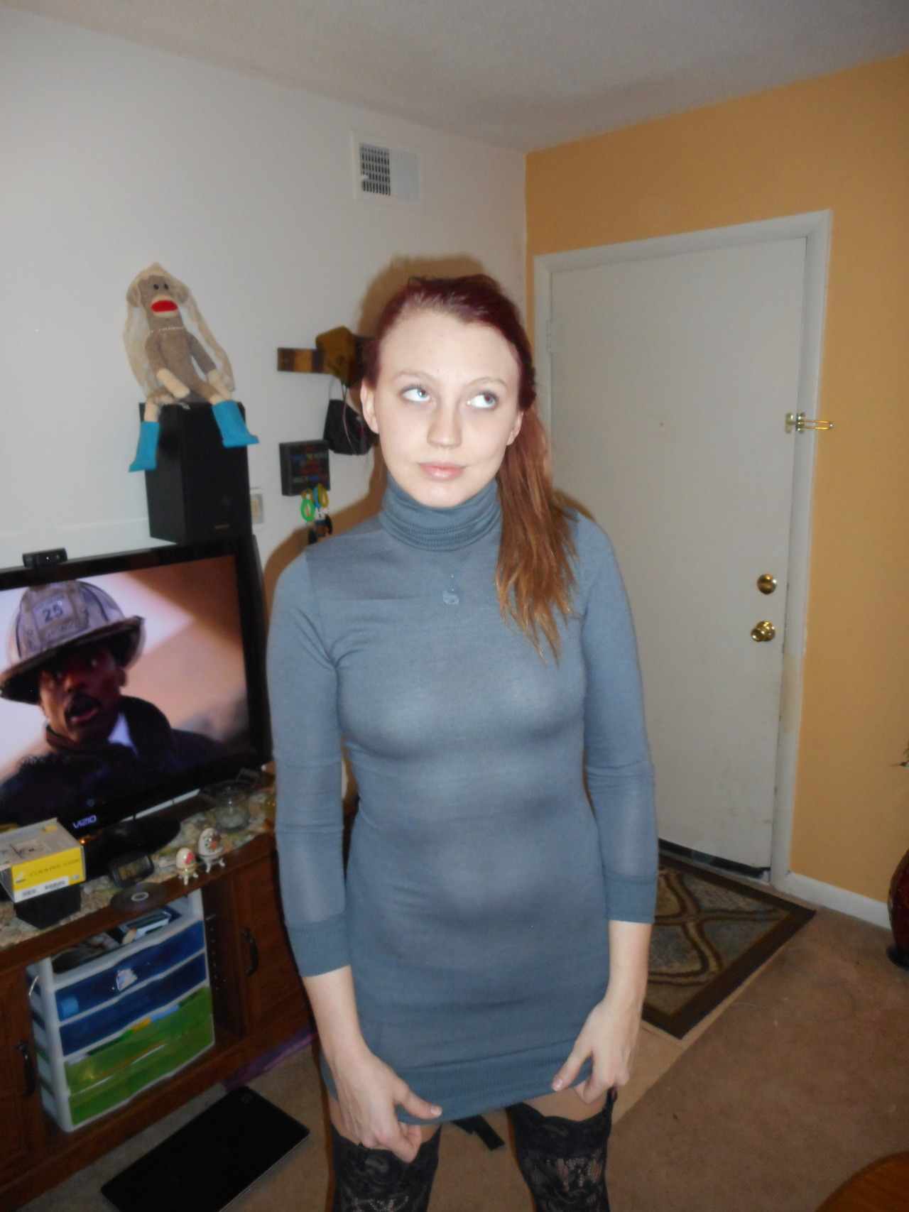 fisherman1700:  amateur-indiana-hotwife-piper:  Me, Piper! Follow me and leave