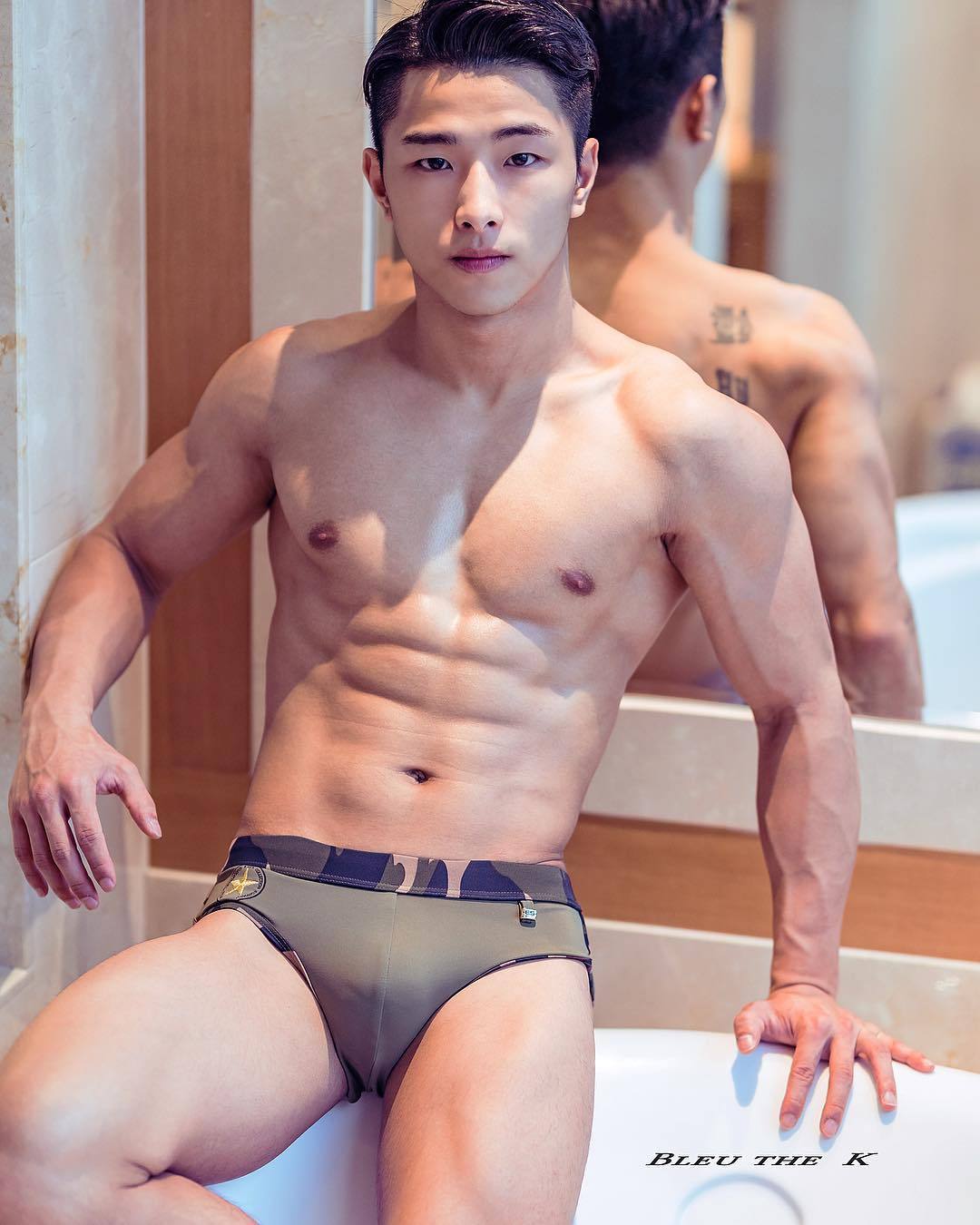 aznboysparadise:  IG: royal__baebae