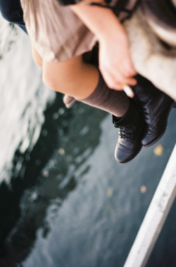 -thatonekidchris:   (by luisa) 