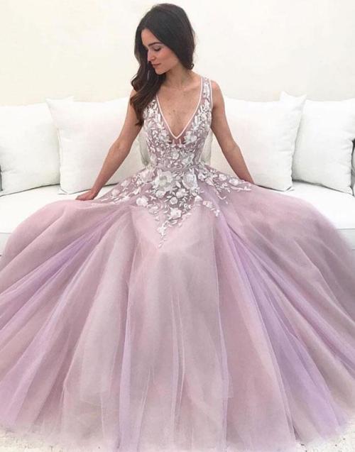 dressfor: pink prom dressbuy here: 24prom.com I wish I could go to a prom in this