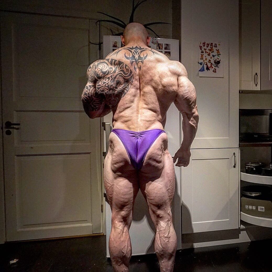 Ole Kristian Våga - The man&rsquo;s ass has so much mass another person could