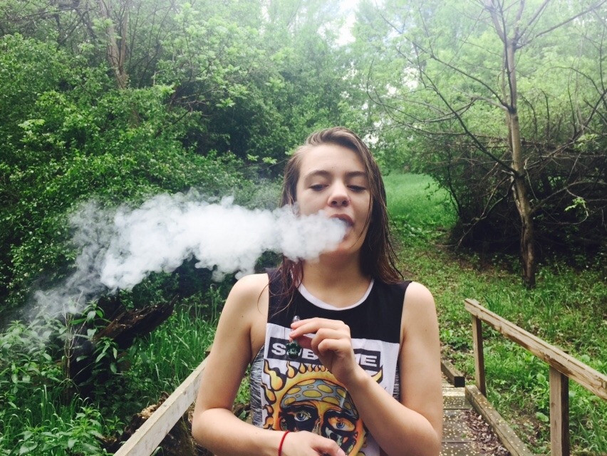 just-p4ss-me-the-b0ng:  it started raining right before this lol