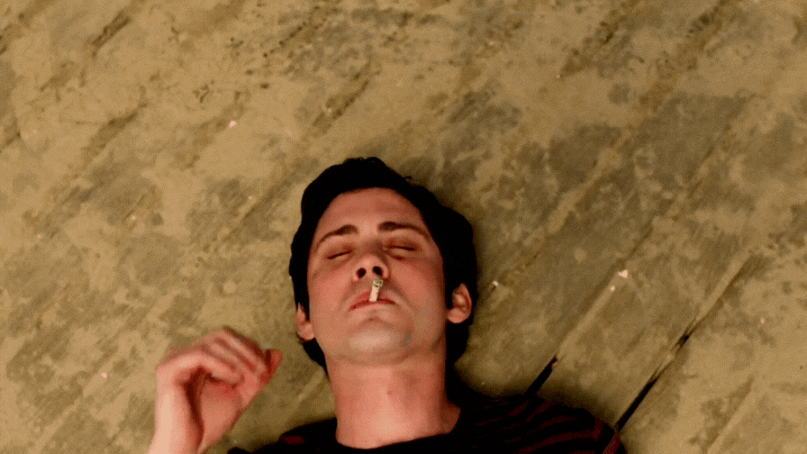 Logan Lerman Hunters 1x03