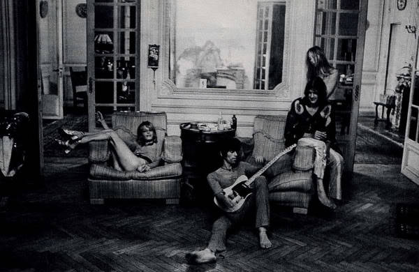 the60sbazaar:  Anita Pallenberg and Keith Richards with Gram and Gretchen Parsons 