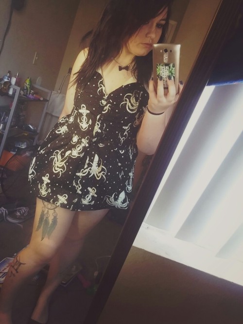 karlidouglas:  Feeling beautiful. First time ever taking pictures in a dress