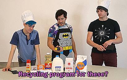 markipoogifs:  Now we know who makes the syrup